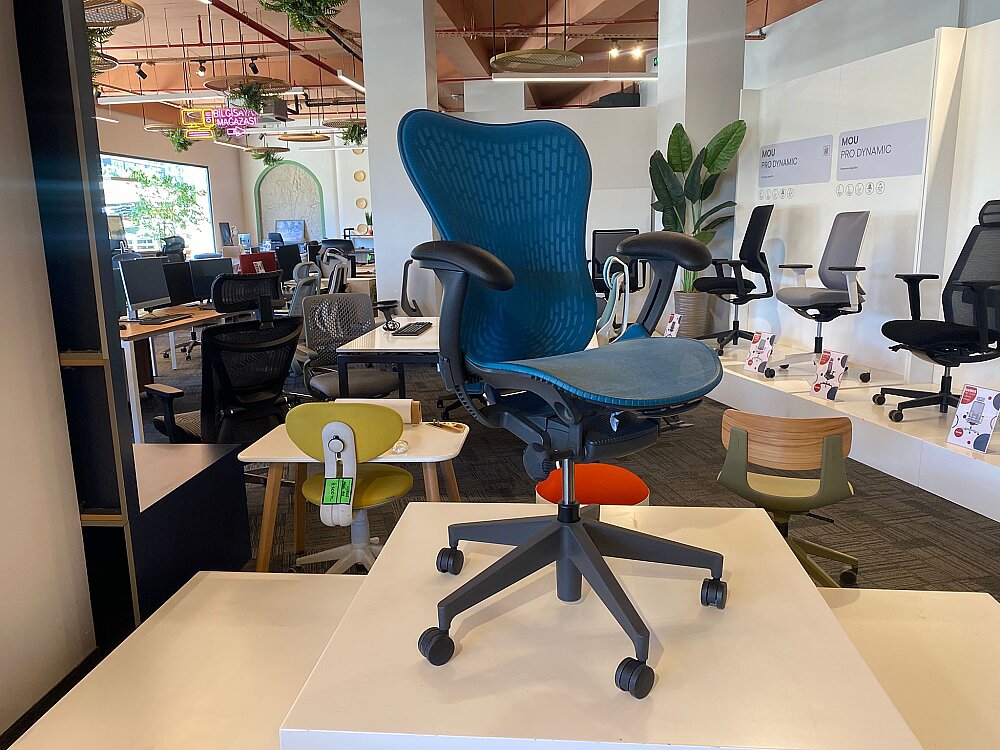 ATOM OFİS - HERMAN MILLER MIRRA - MAVİ (1 YIL GARANTİ) (1)