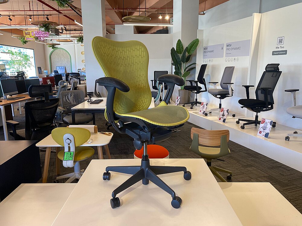 ATOM OFİS - HERMAN MILLER MIRRA - SARI (1 YIL GARANTİ) (1)