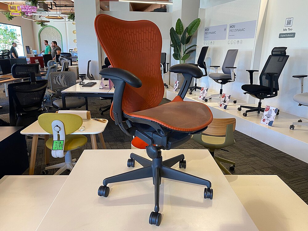 ATOM OFİS - HERMAN MILLER MIRRA - TURUNCU (1 YIL GARANTİ) (1)